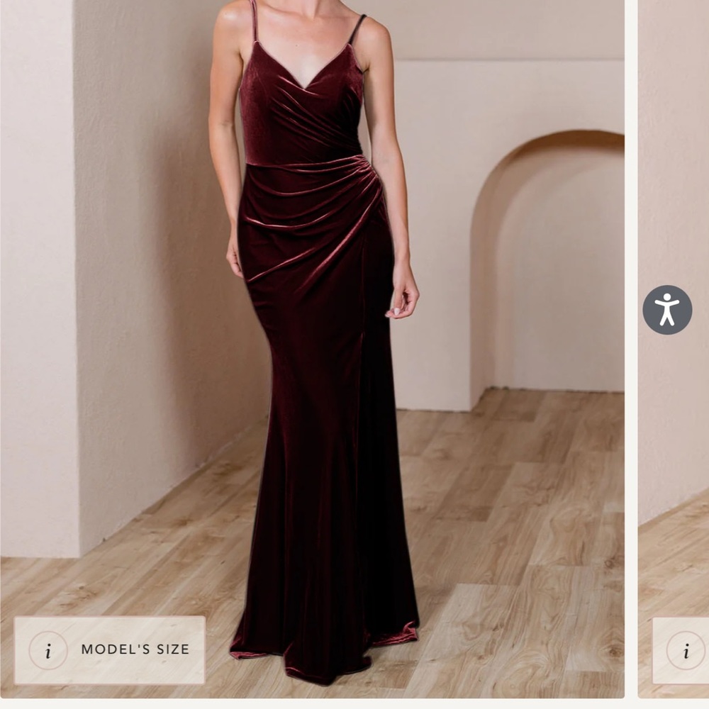 Burgundy size 6 velvet Revelry Rory